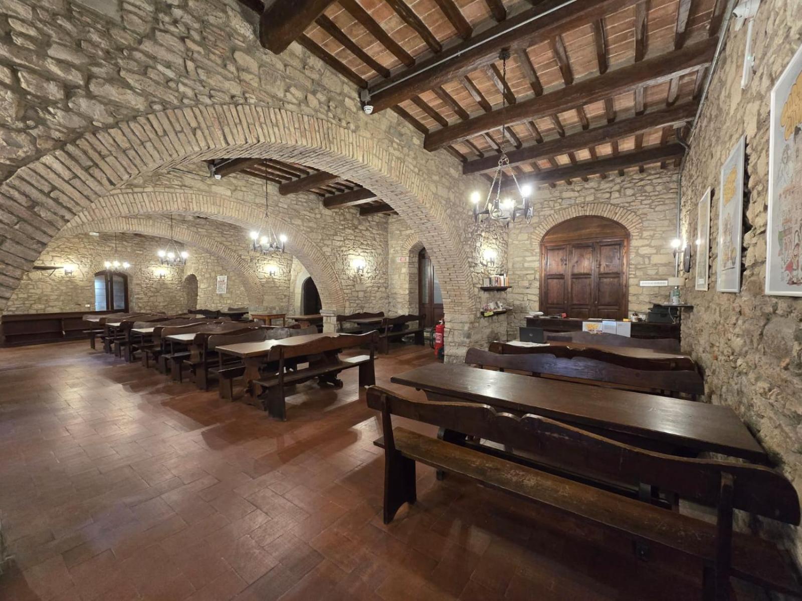 Ostello San Marco กอร์โตนา ภายนอก รูปภาพ